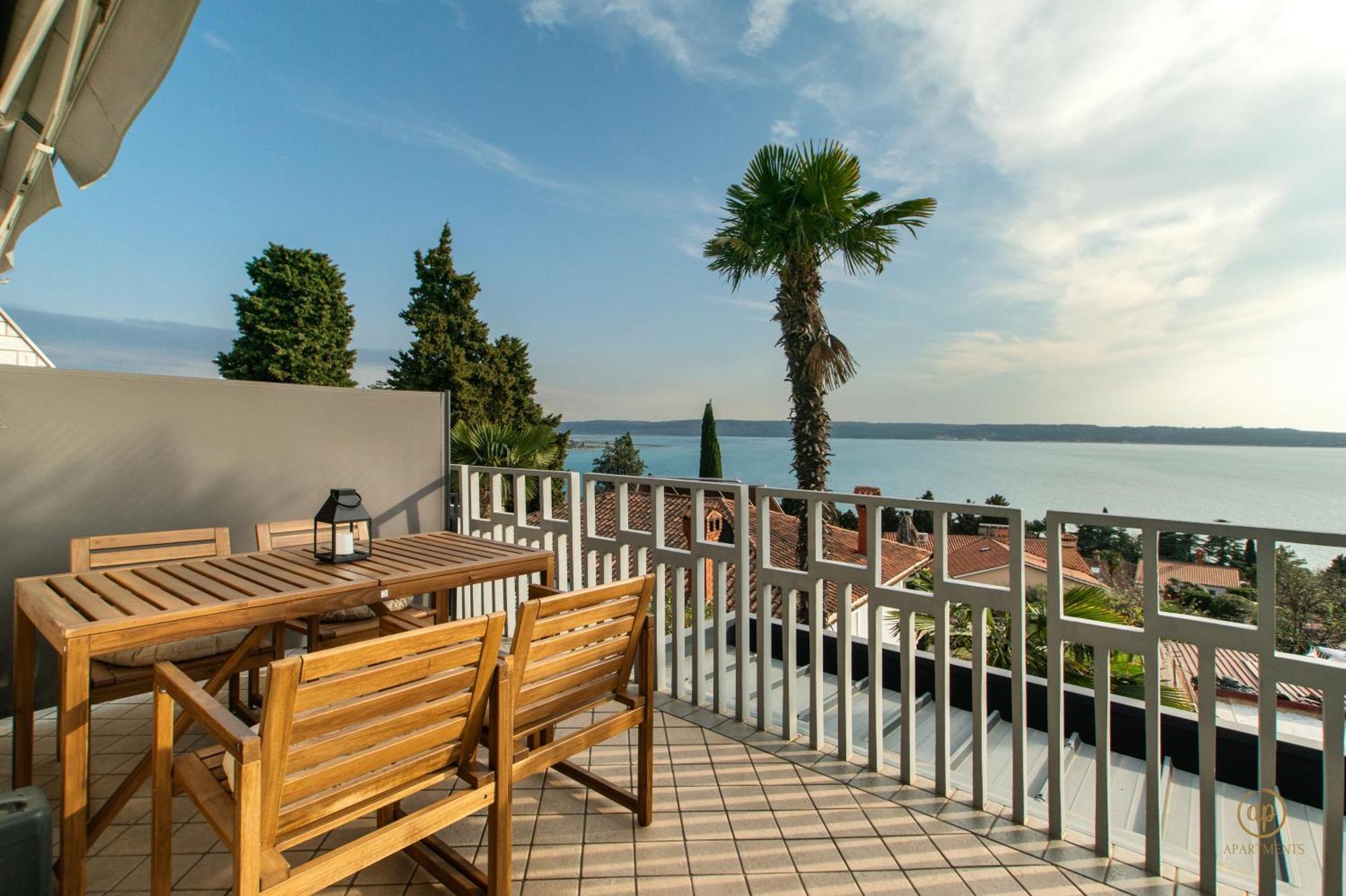 Aria Superior Apartment, Seaview & Wellness 波尔托罗 外观 照片